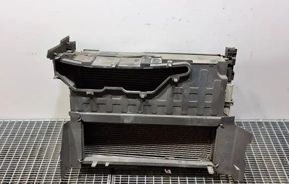 Renault Clio IV Radiator set 214818009R W452013
