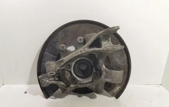 Volkswagen Touareg II Rear wheel hub