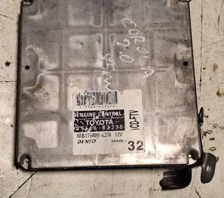 Toyota Corolla E120 E130 Engine control unit/module 8966602320 758086574 MB1758005374