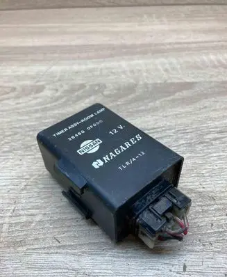 Nissan Terrano Other control units/modules 284600F000 TIMERASSYROOMLAMP