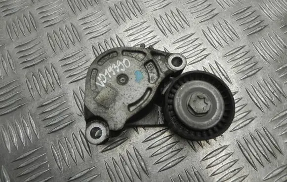 BMW 2 F46 Timing belt tensioner 657747 VD19390
