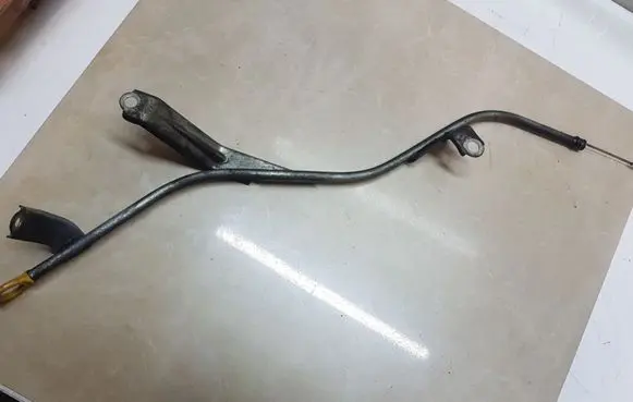 Lexus IS 220D-250-350 Oil level dip stick 