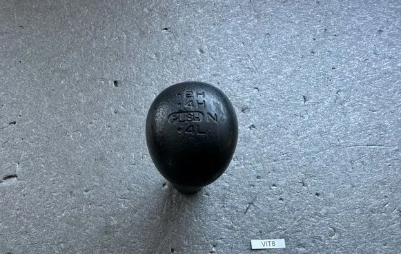Nissan Patrol Y60 Gear shift switch/knob 3286585E00