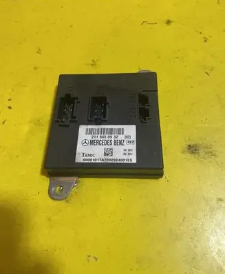 Mercedes-Benz E W211 Comfort/convenience module 2115450532