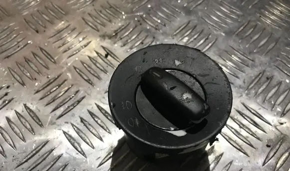 Skoda Octavia Mk2 (1Z) Light switch 1z0941431c