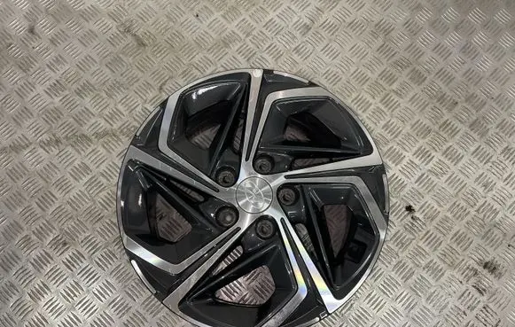 Hyundai i30 R16 alloy rim