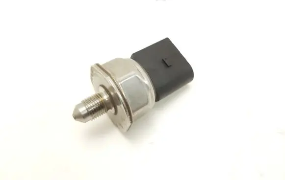 Fuel pressure sensor