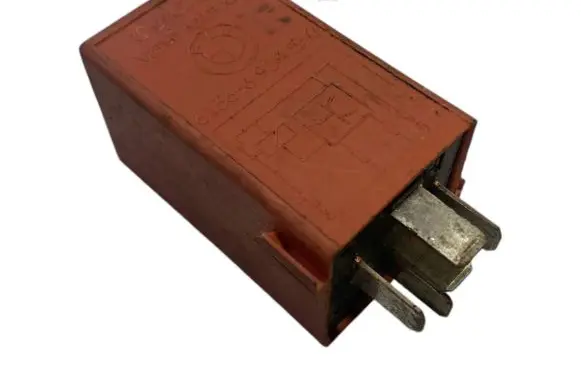 Land Rover Range Rover L322 Window wiper relay 6904550 61366904550 V23141A3001X20