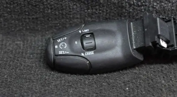 Peugeot 407 Indicator stalk 96637157XT