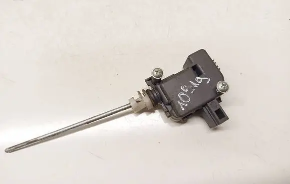Skoda Octavia Mk2 (1Z) Central locking motor 1m0959781a 1z0810773