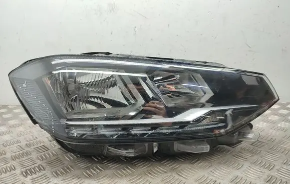Volkswagen Golf Sportsvan Headlight/headlamp 517941006D