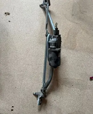 Audi A6 S6 C5 4B Wiper motor 8D1955113C 0605026