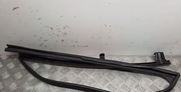 Lexus NX Rubber seal loading door window/glass 6841178010