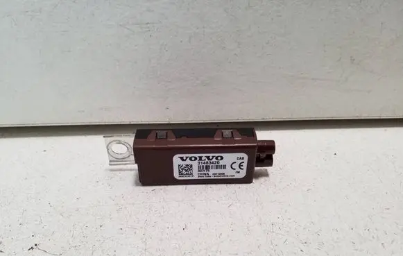 Polestar 2 Aerial antenna amplifier 31483420