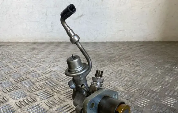 Toyota Avensis T270 Fuel injection high pressure pump 2310028032 511183892