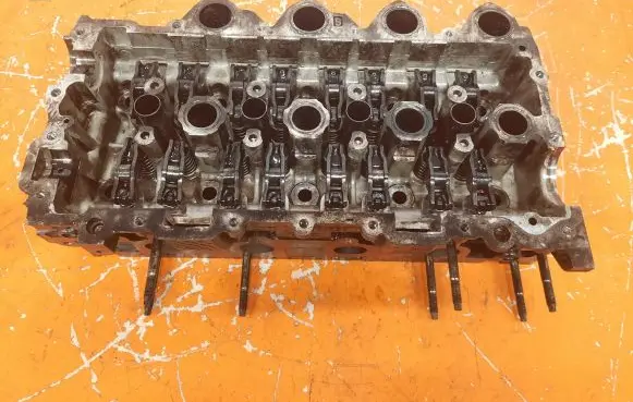 Mazda 3 I Engine head 9655911480