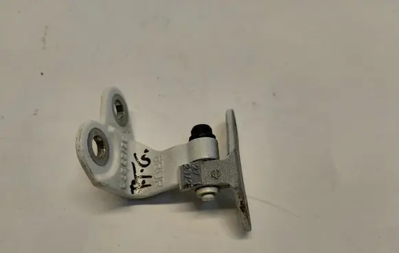 Nissan X-Trail T33 Rear door hinge set NISXTRZAW801292