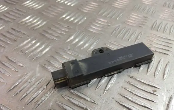 Interior comfort aerial antenna