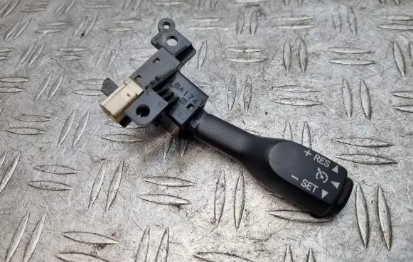 Lexus IS 220D-250-350 Cruise control stalk 18A174