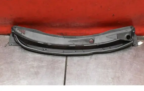 Nissan Micra Wiper trim 668621HB