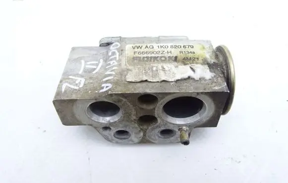 Skoda Octavia Mk2 (1Z) Air conditioning (A/C) expansion valve 1K2820103