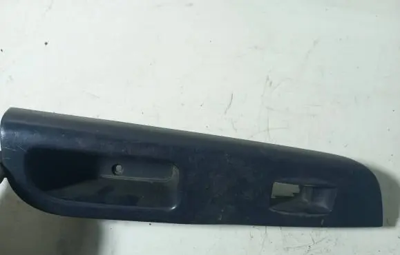Toyota Corolla E120 E130 Front door interior handle trim 7423102210 8245 7423102230