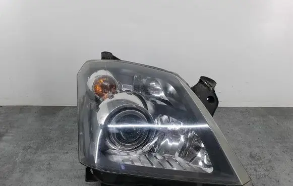 Opel Meriva A Headlight/headlamp 13196027