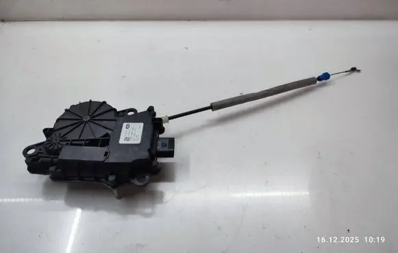 Land Rover Discovery Sport Tailgate boot lock/latch motor DK62404C10AD