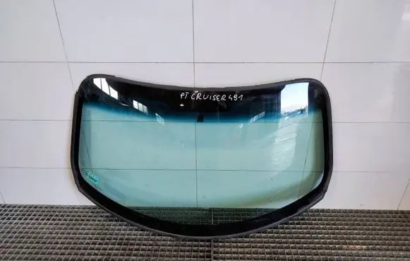 Chrysler PT Cruiser Front windscreen/windshield window 