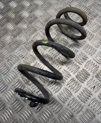 Nissan X-Trail T32 Rear coil spring 