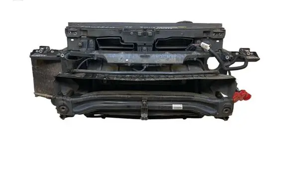 Volkswagen Touareg II Radiator set 7P0010739B 701010690B 7P0807109B