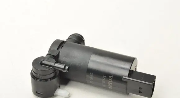 Volvo XC60 Windscreen/windshield washer pump 32328237