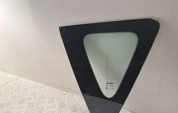 Toyota Verso Rear side window 627200F030 43R00097