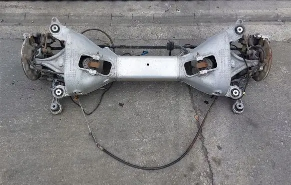 Peugeot 508 Rear beam 9640718610