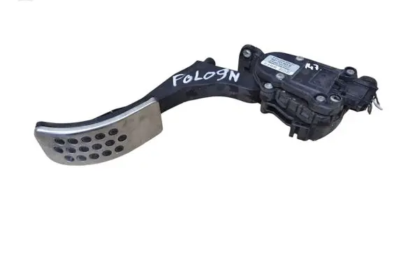 Volkswagen Polo IV 9N3 Accelerator throttle pedal 6Q1721503B