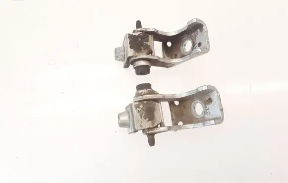 Rear door hinge set