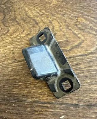 Renault Master III Sliding door middle rail 824766422R