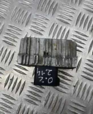 Opel Zafira A Glow plug pre-heat relay 09132691
