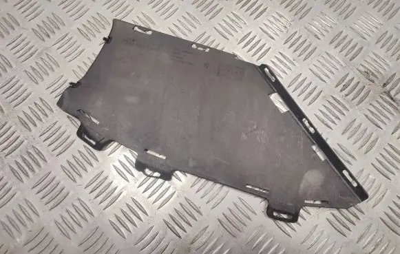 BMW 8 G16 Front bumper lower grill 51118075279