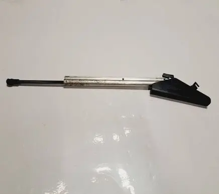 Peugeot 308cc Tailgate strut 