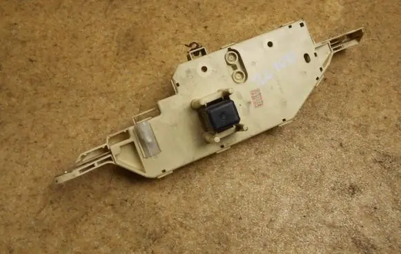 Toyota Land Cruiser (J100) Fuse box set 