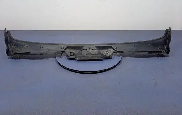 BMW 3 F30 F35 F31 Wiper trim 7258177