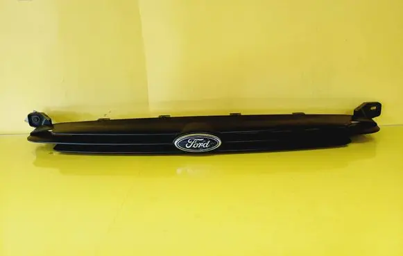Ford Escort Front grill 95AB8200AB