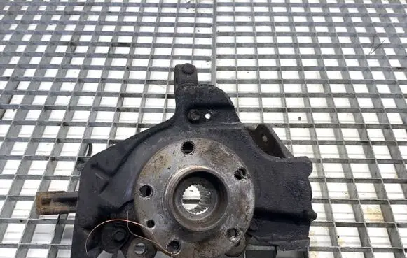Fiat Tipo Front wheel hub spindle knuckle