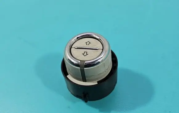 Skoda Octavia Mk3 (5E) Seat control switch 5E9959561 IMPRK1527145