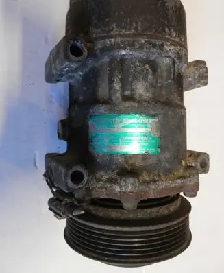 Renault Laguna I Air conditioning (A/C) compressor (pump) SD7H151816V