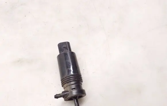 Mercedes-Benz CLA C118 X118 Windscreen/windshield washer pump 1012195003