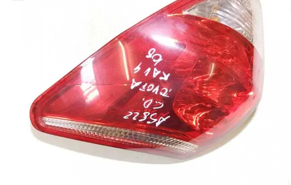 Toyota RAV 4 (XA30) Rear/tail lights