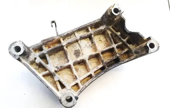 Fiat Grande Punto Engine mount bracket 55198565 b833