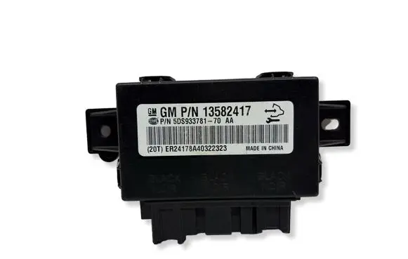 Opel Insignia A Seat control module 13582417